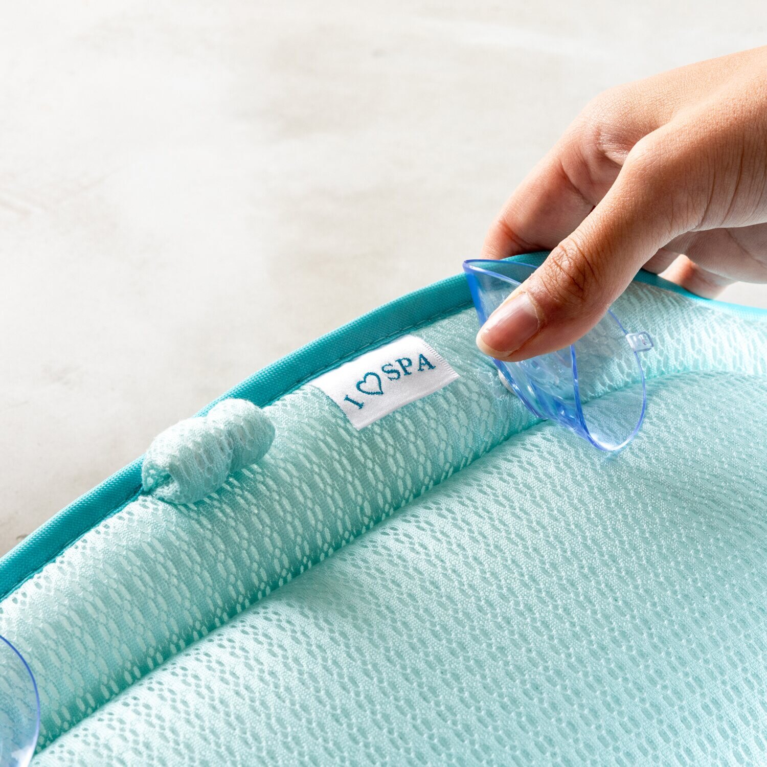 アイラブスパ 我が家のお風呂時間を ”スパタイム”へ 入浴中の首を休ませる お風呂専用の枕 スパピロー