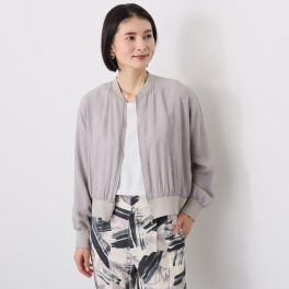 アリュメット バックロゴアクセント シアーブルゾン