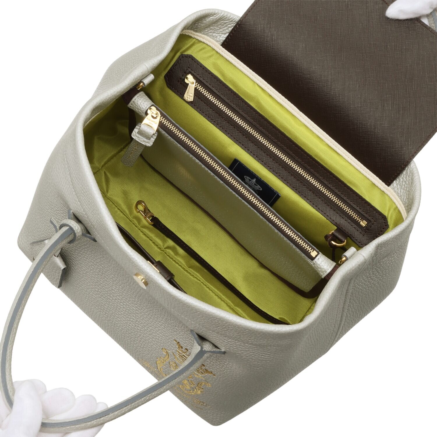 エーディーエムジェイ 牛革シュリンク型押し ＴＨＥ　キューブ トートバッグ