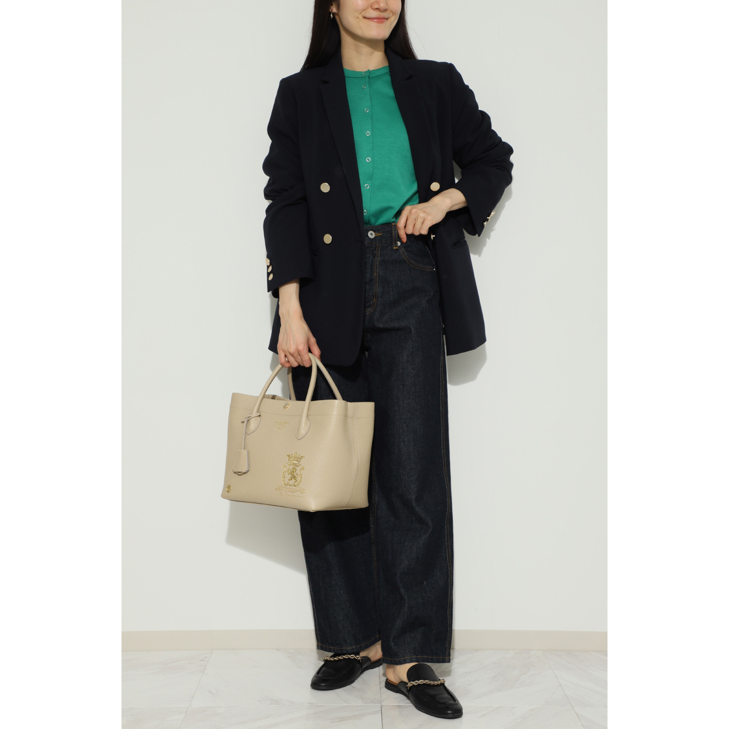 エーディーエムジェイ 牛革シュリンク型押し ＴＨＥ　キューブ トートバッグ