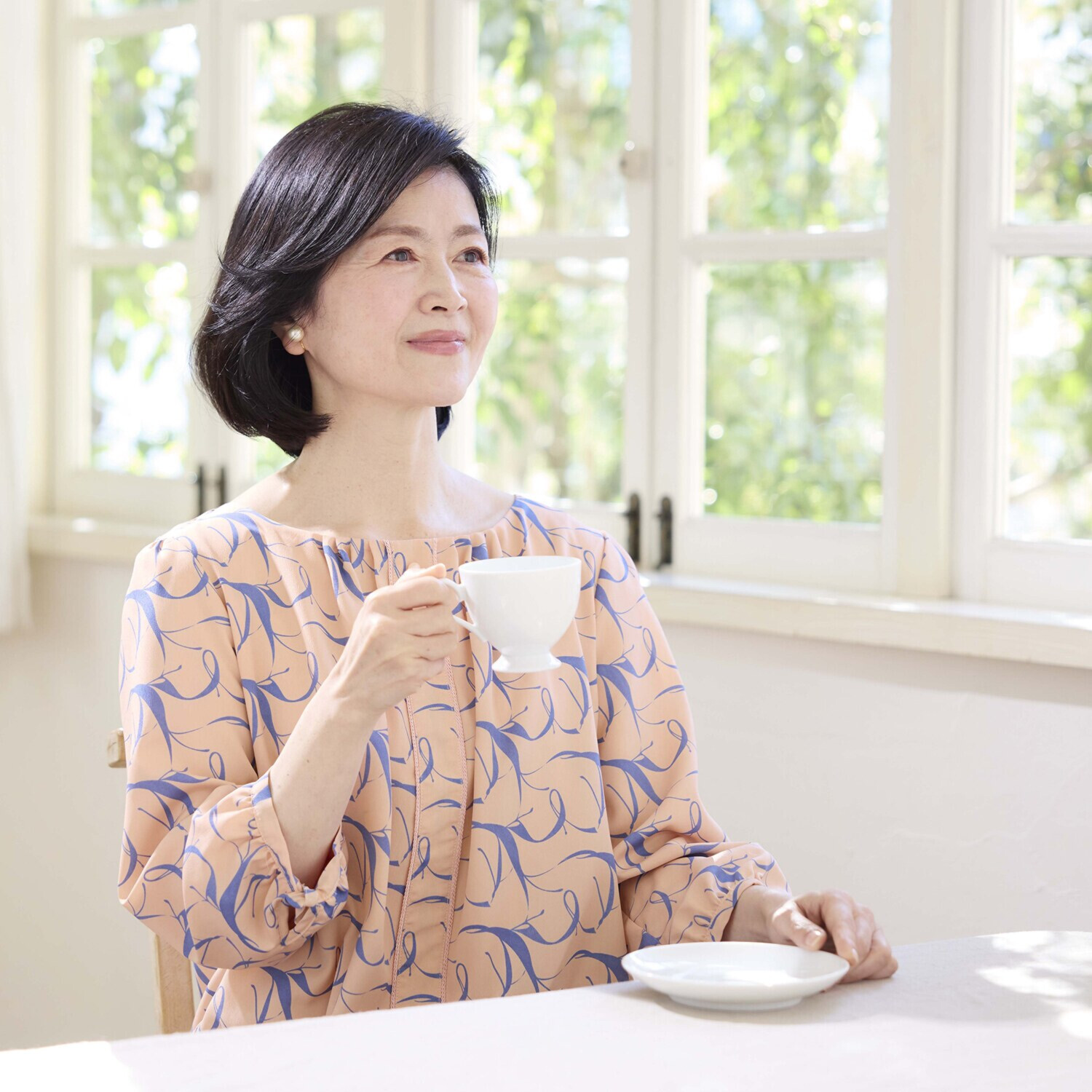 アートネイチャー ３分で簡単白髪染め＆ もっと艶めく髪色長続き 新ヘアカラー トリートメント　エアリ ４本タオル付特別セット