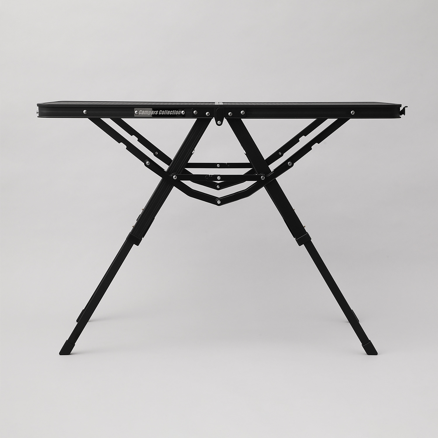 アウトドアだけでなく お家でも 多用途に使える タフライト ワンアクションテーブル