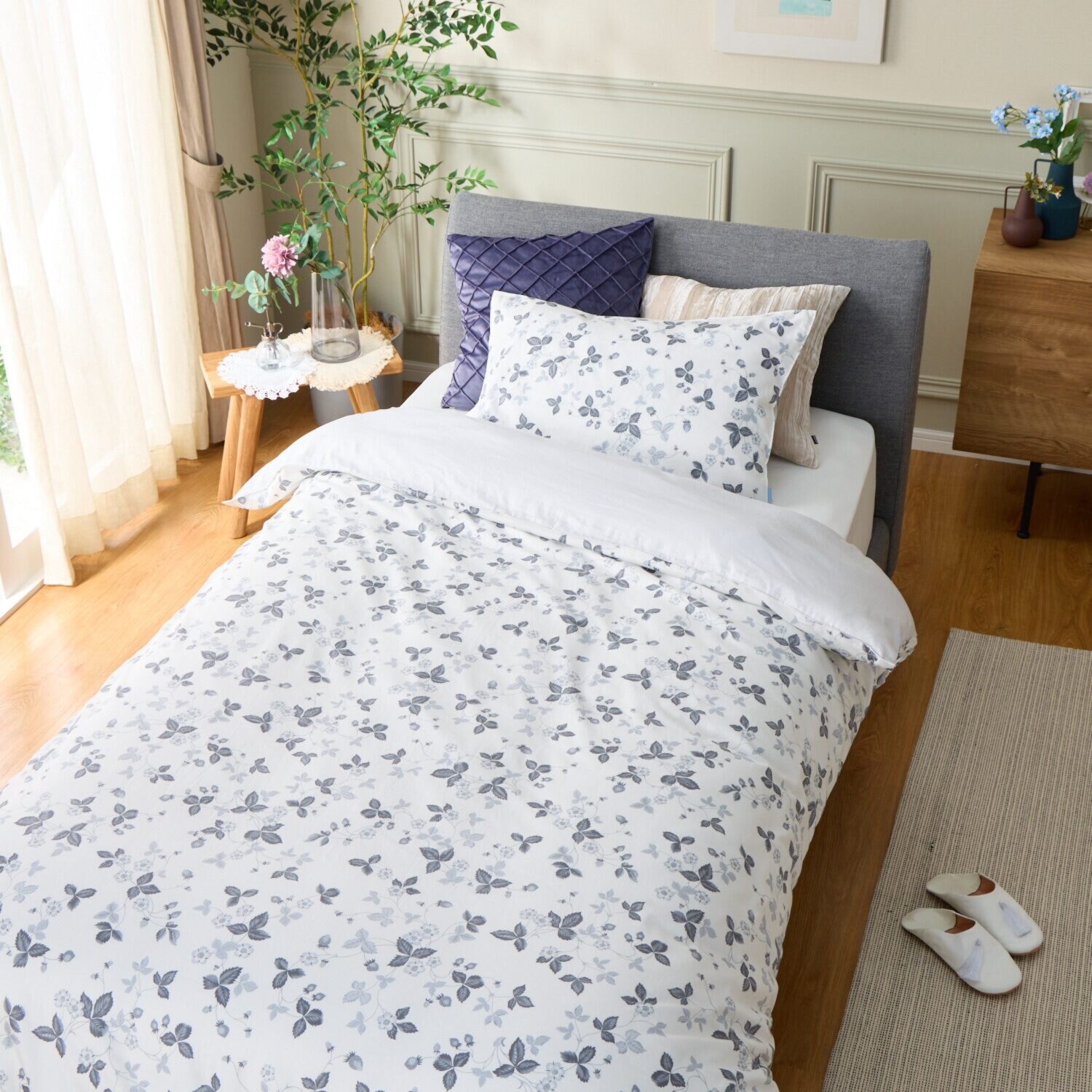 ウェッジウッド ストロベリーインクブルー コットンサテン掛けカバー ＜シングル＞