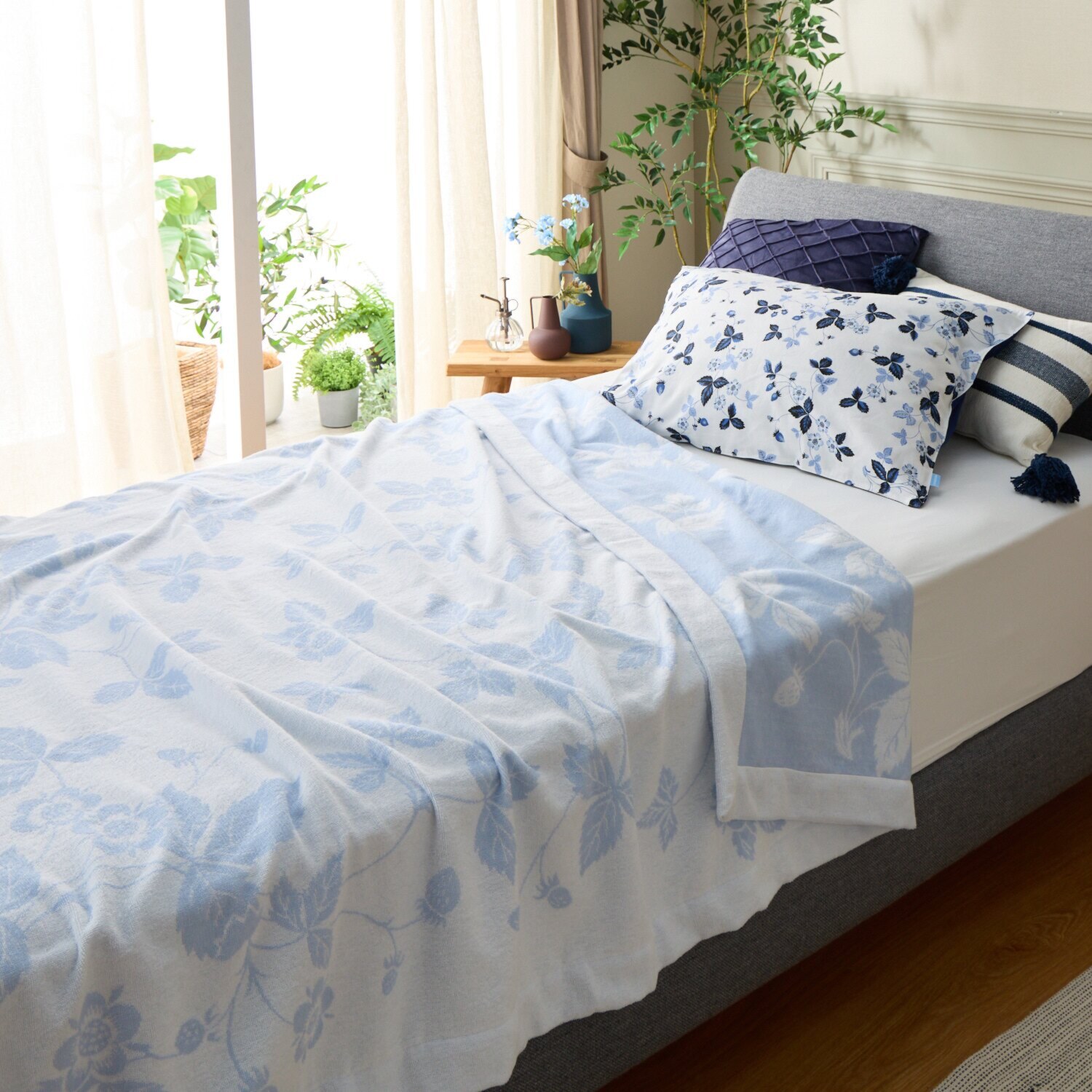 ウェッジウッド ストロベリーインクブルー 今治コットンタオルケット ＜シングル＞