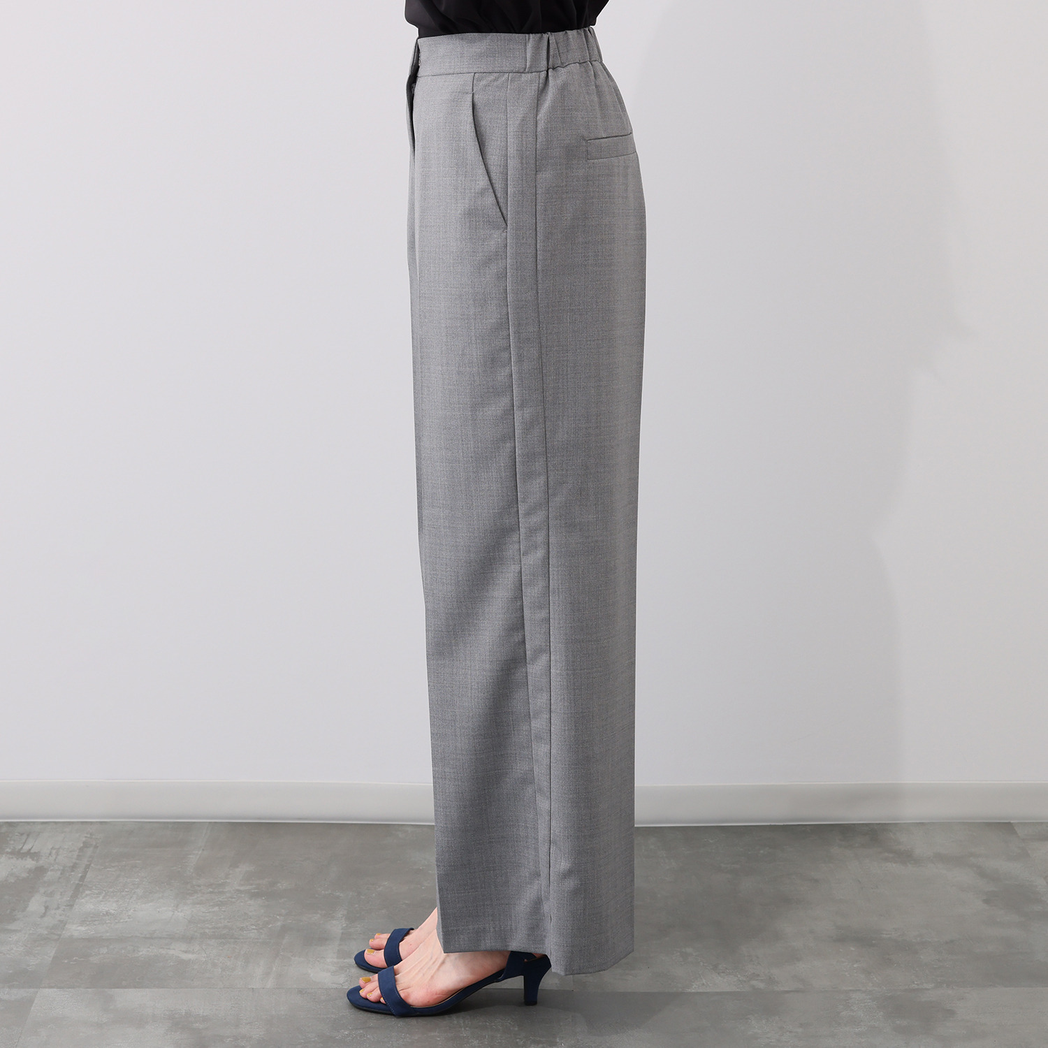 メリオン オーストラリア産 メリノウール混 シルキーソフトタッチ ワイドシルエット センタープレスパンツ