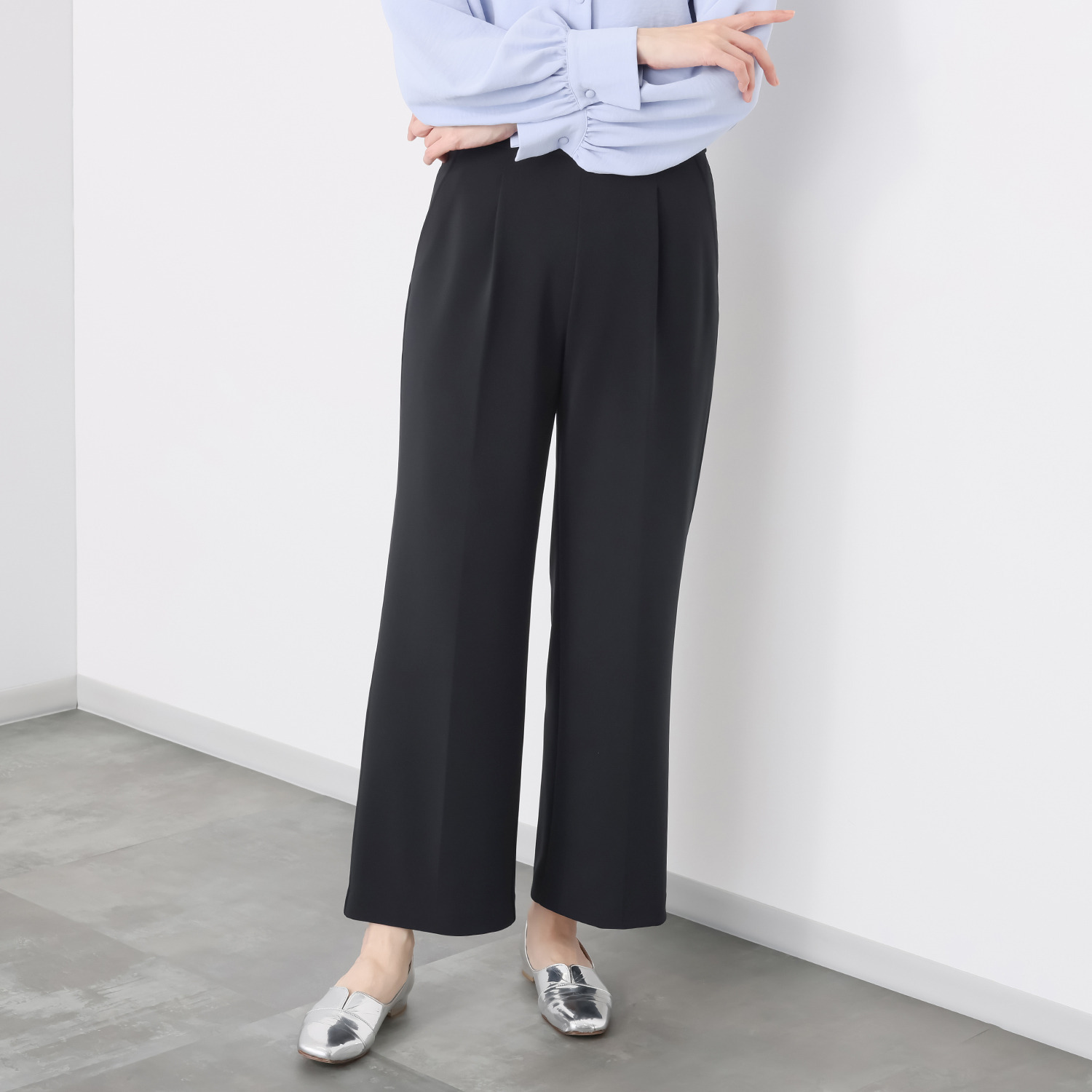 上質ごこち ボナンザ（Ｒ） センタープレス スタイリッシュ ワイドパンツ