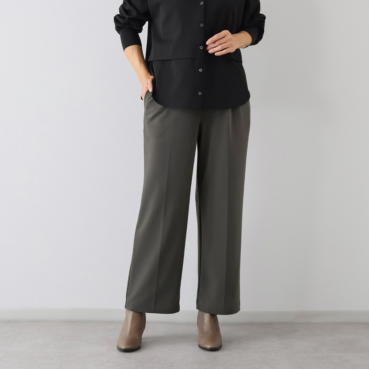 上質ごこち ボナンザ（Ｒ） センタープレス スタイリッシュ ワイドパンツ