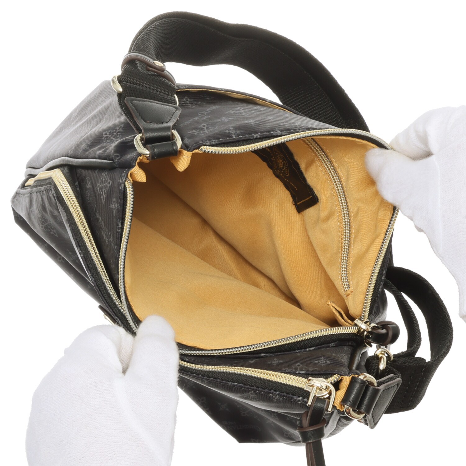 クリスチャン　オリビエ はっ水モノグラム柄 ダブルＬ字ファスナー 軽量縦ショルダーバッグ 