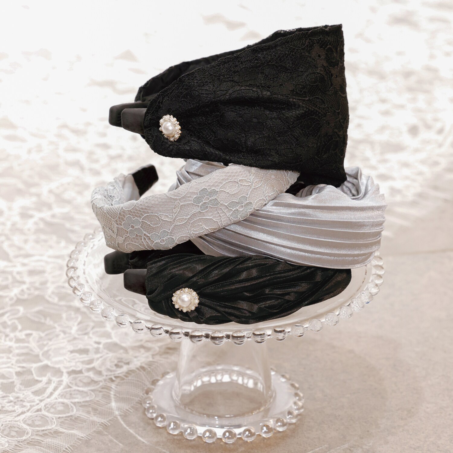 メイドバイスターズ 幅チェンジできて 髪・頭皮のお悩み 瞬間おしゃれカバー！ アレンジ多彩の ワイドカバーカチューシャ