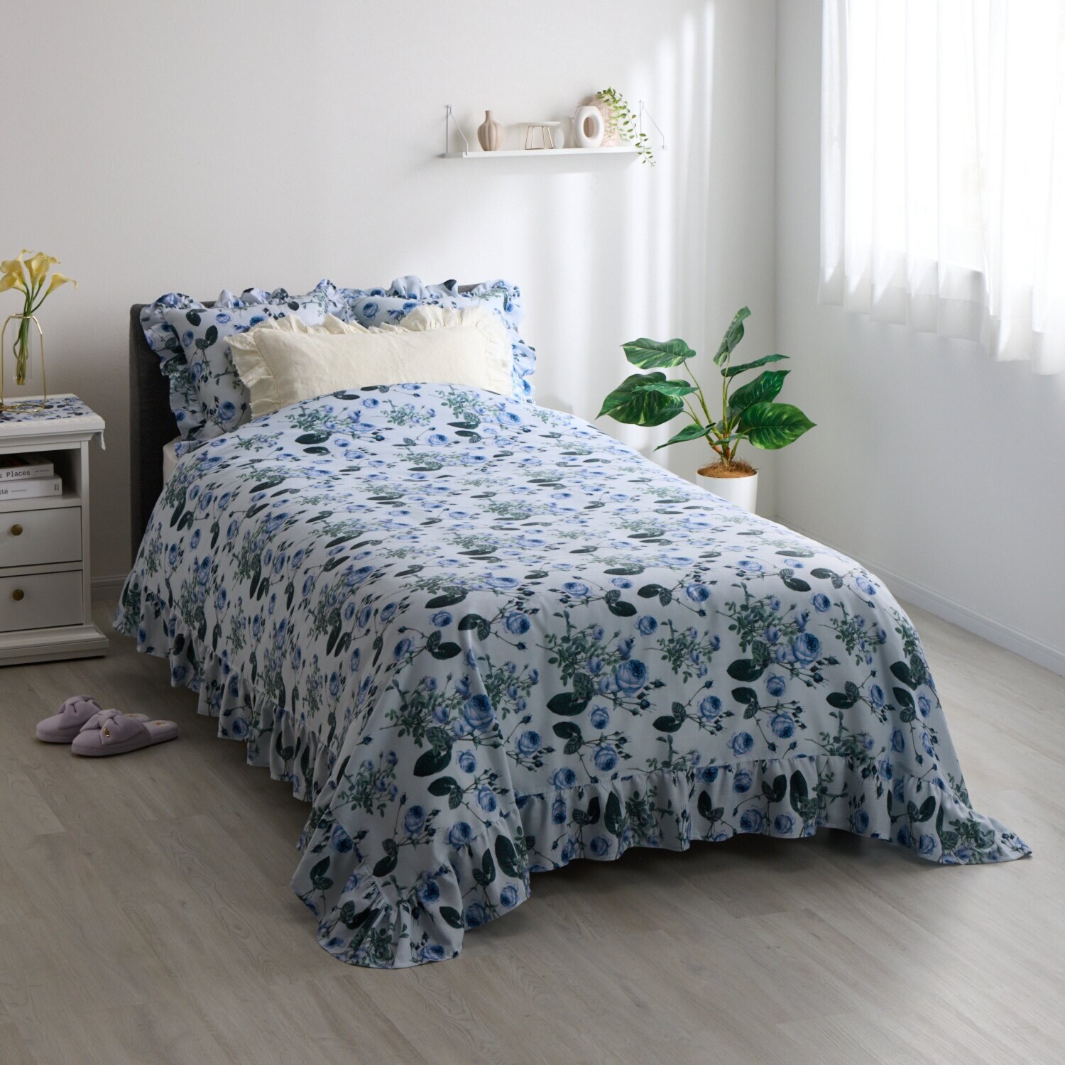 ラ　ルイス ルドゥーテ ブルーローズ マルチカバー ＜１９５×２４０ｃｍ＞