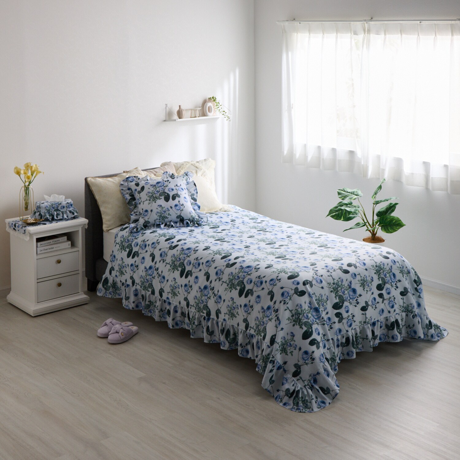 ラ　ルイス ルドゥーテ ブルーローズ マルチカバー ＜１９５×２４０ｃｍ＞