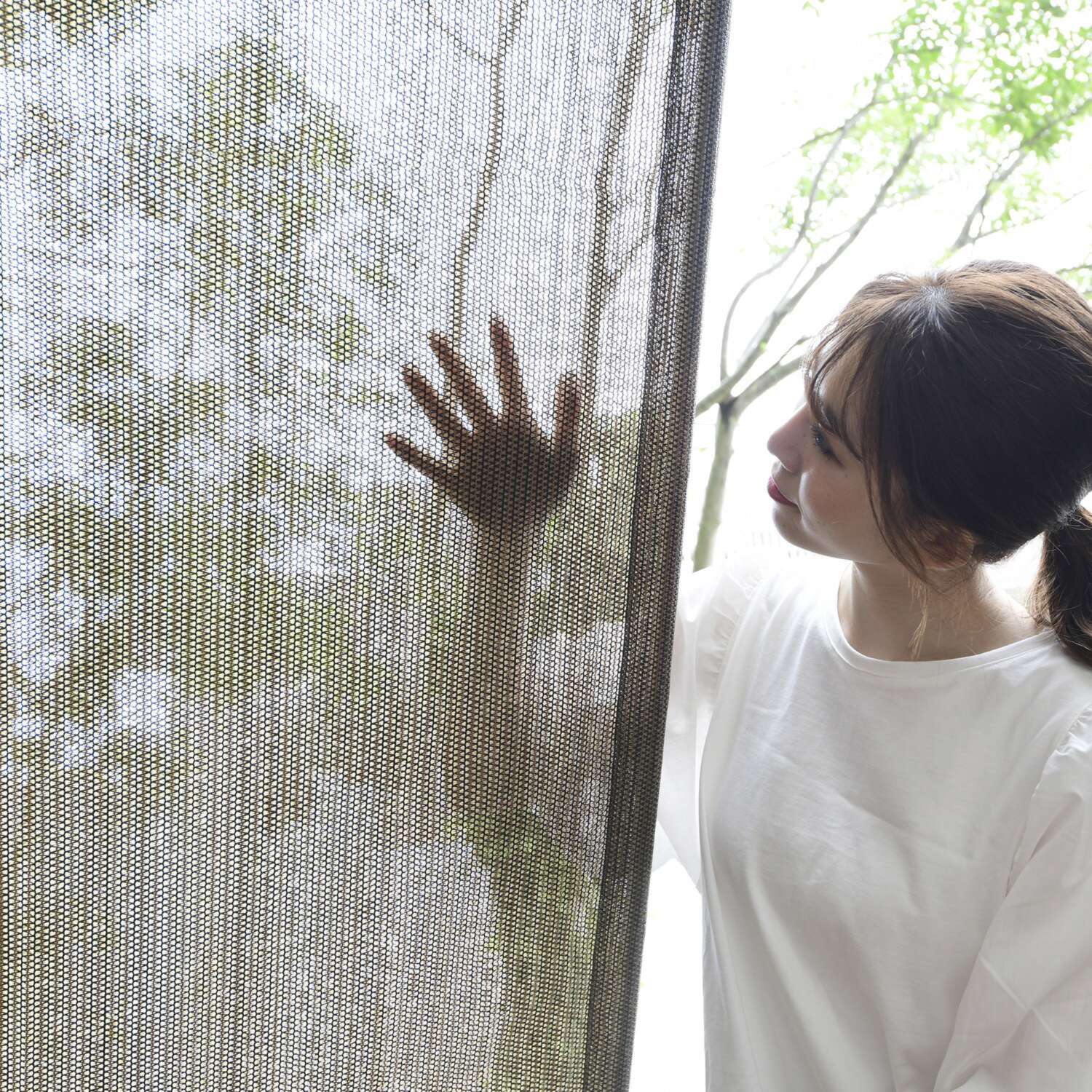 紫外線も日差しもカット 軽量＆簡単設置で 夏を快適に過ごすアイテム 洋風たてす