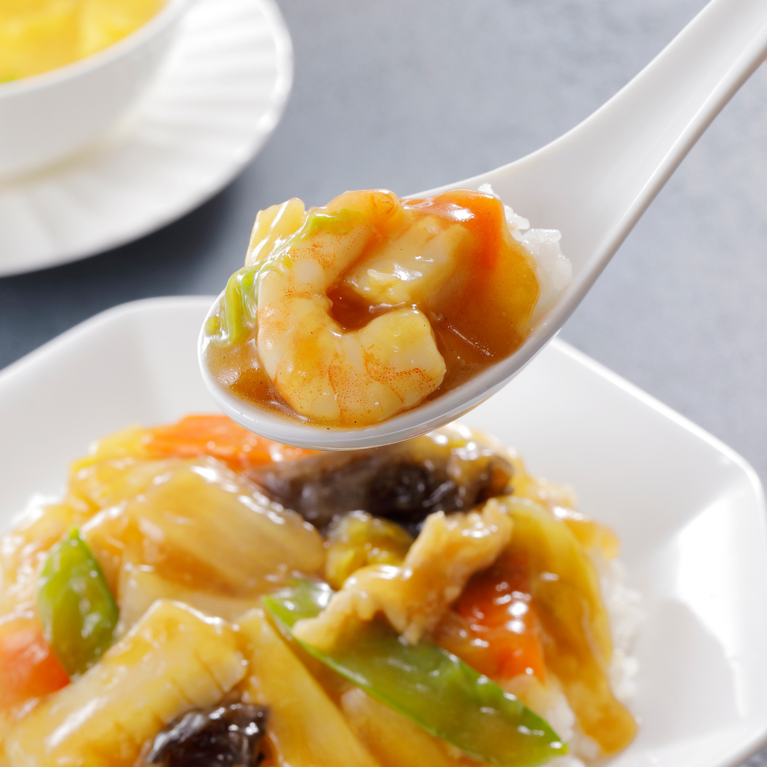 中国菜エスサワダ “澤田流” ８種の具材の中華丼