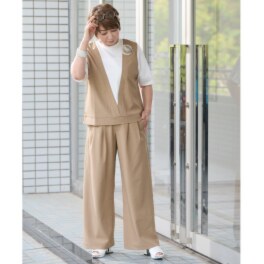 ウノ・ウノ・ドゥーエ アレンジサイドライン セミワイドパンツ