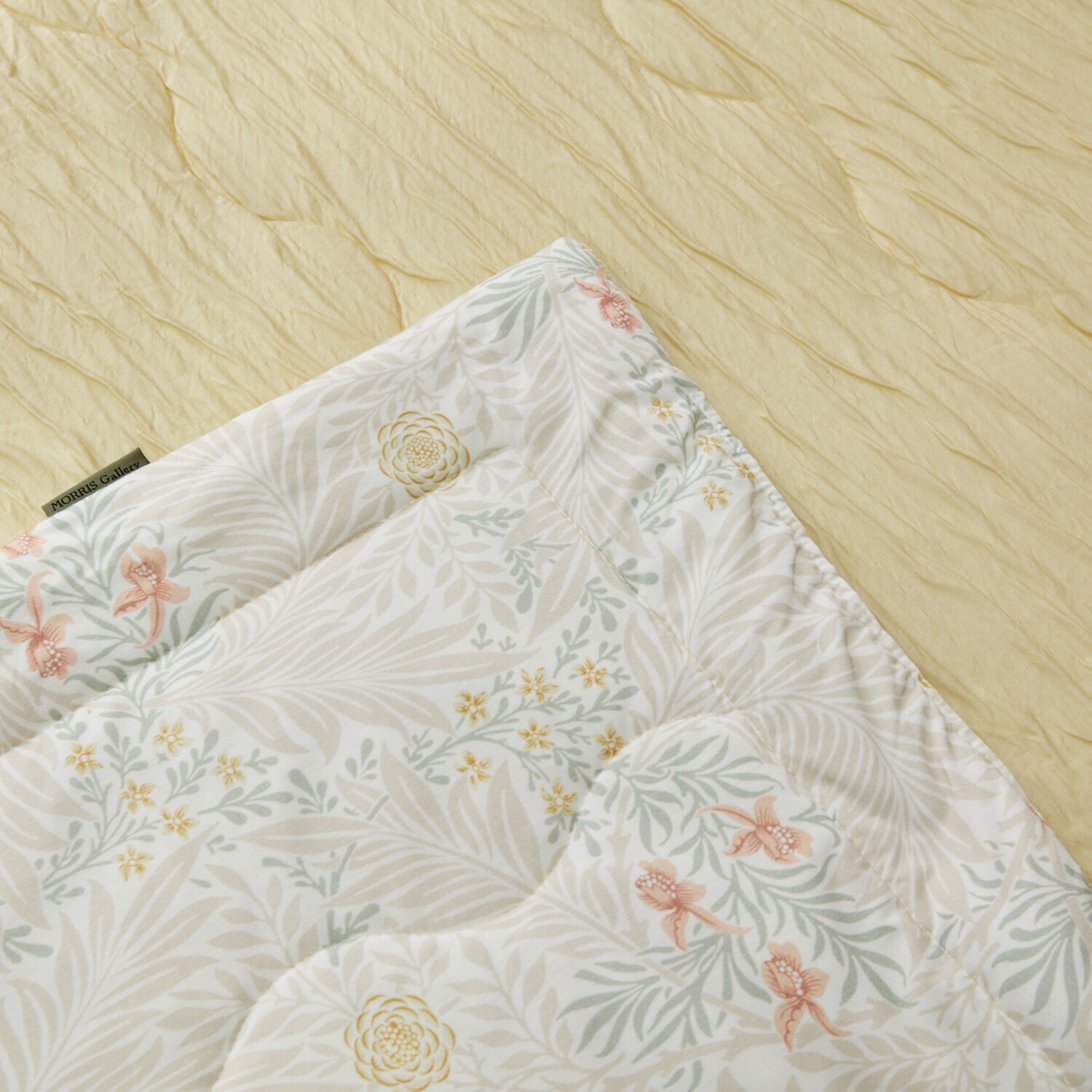 モリスギャラリー ラークスパー とろふわキルトケット