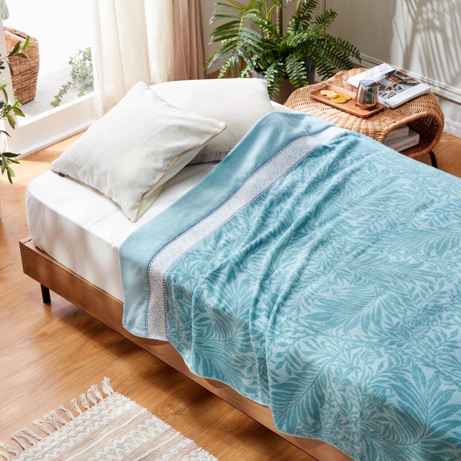 モリスギャラリー ラークスパー やわらかタオルケット