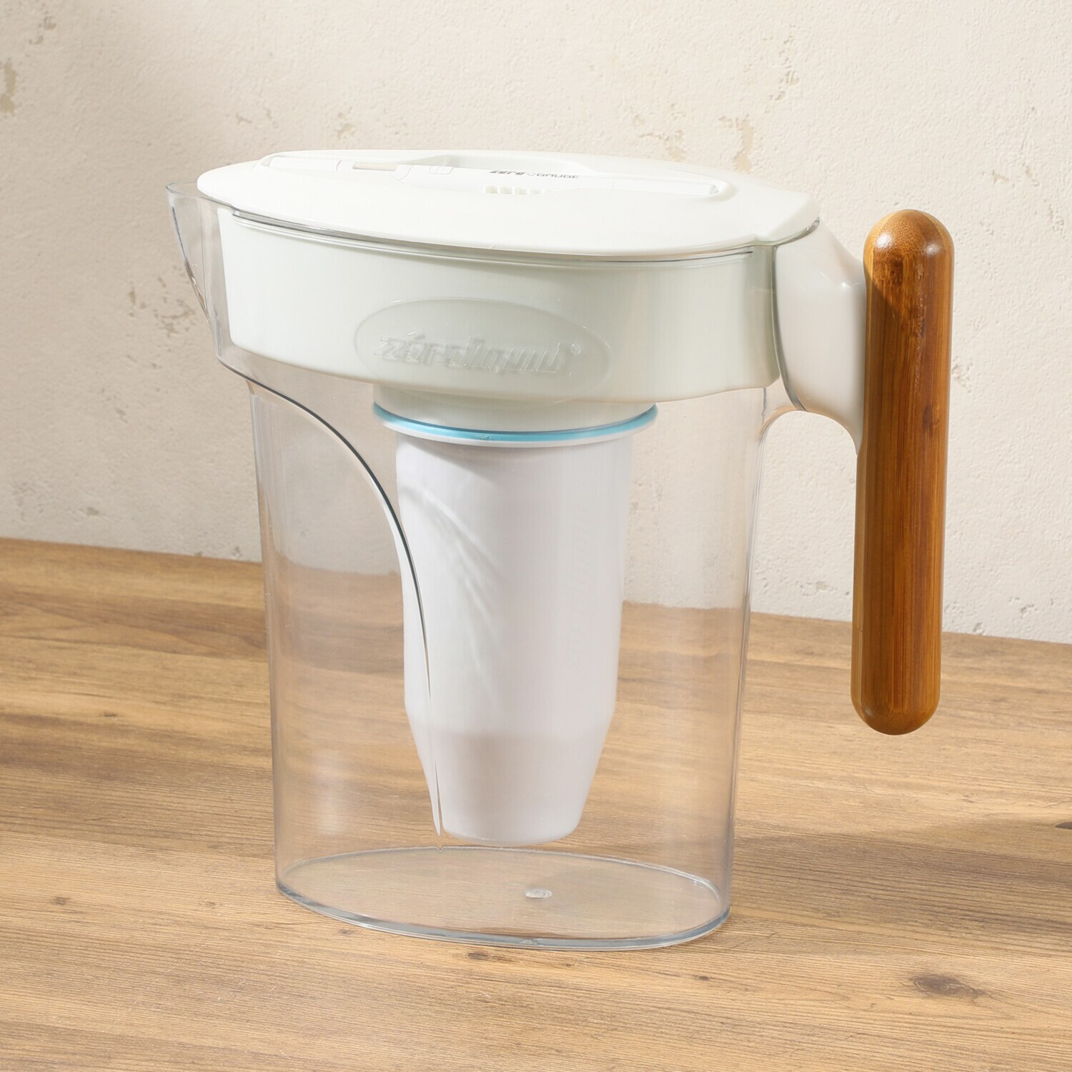 ６層浄水フィルター搭載 素材の味を引き立てる ＺＥＲＯピッチャー