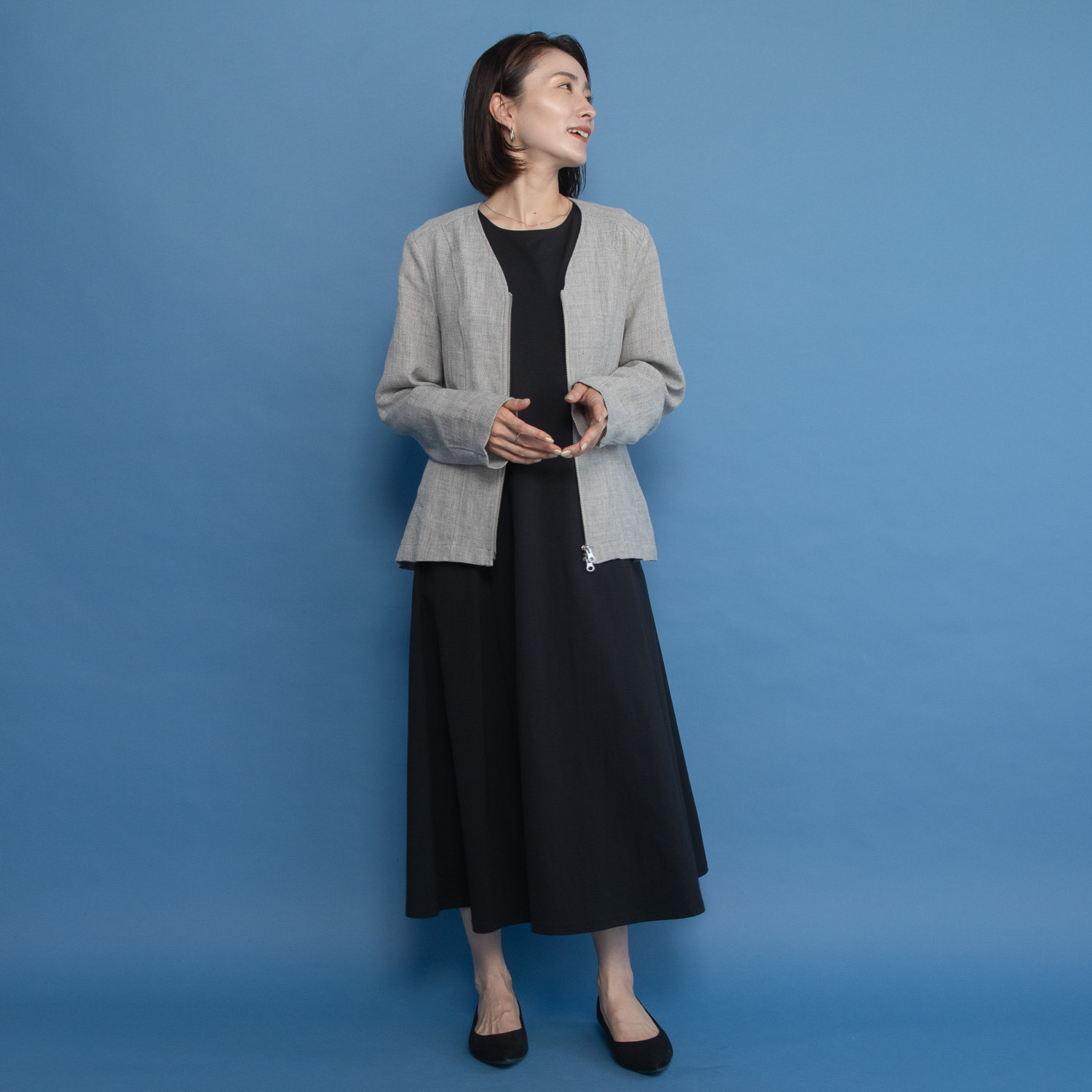 レア　ジェム 天然素材のマリアージュ フレンチリネンとウールで 大人の上質カジュアルを シャープにまとうブルゾン