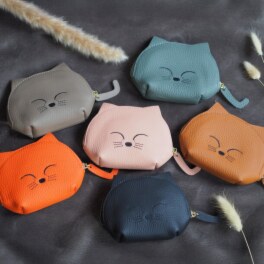 グッシオイタリー カウレザー マルチケース ＜ネコ＞