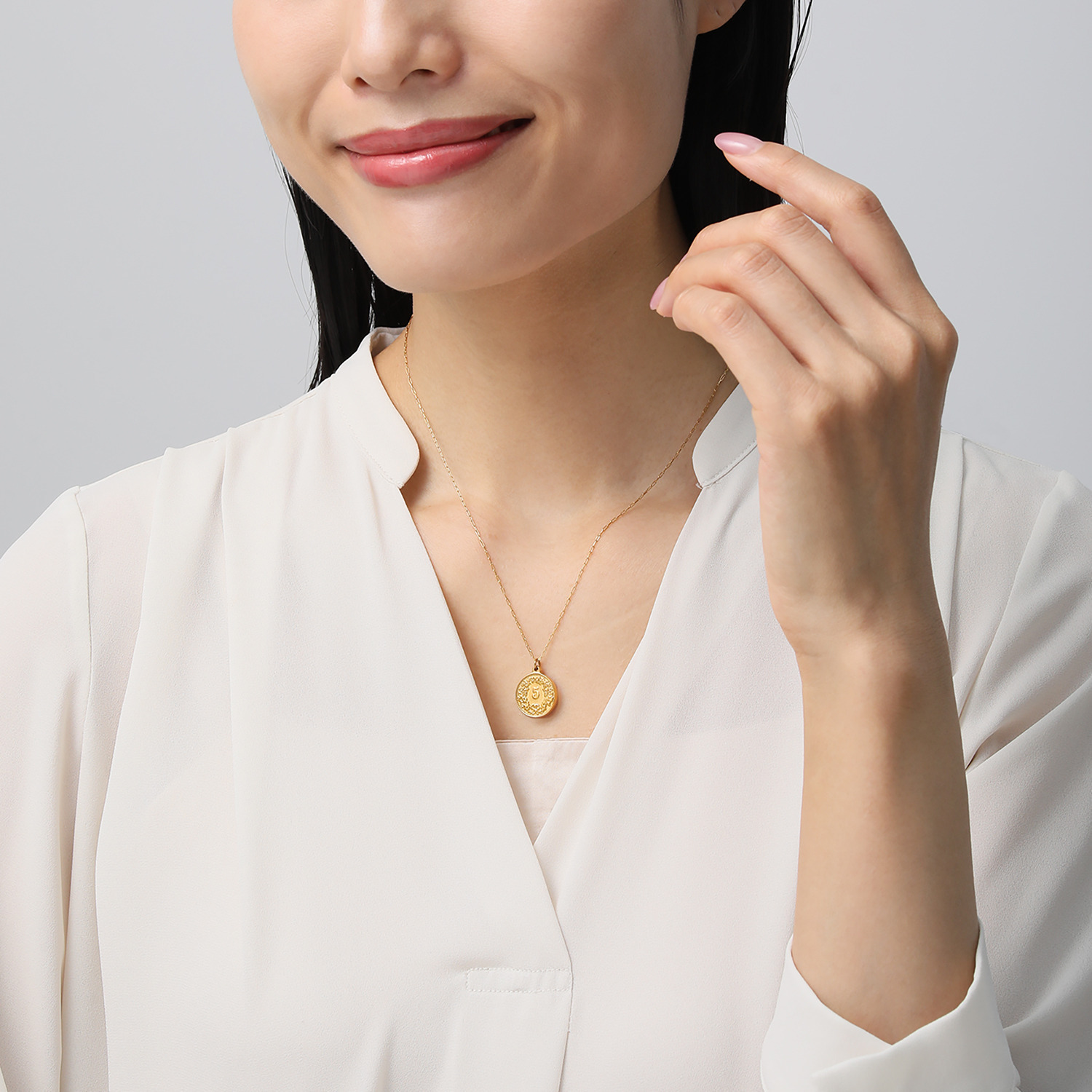 グッシオイタリー コインネックレス