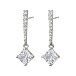 ダイアモア シルバー　ＣＺ プリンセスカット バーデザイン ピアス