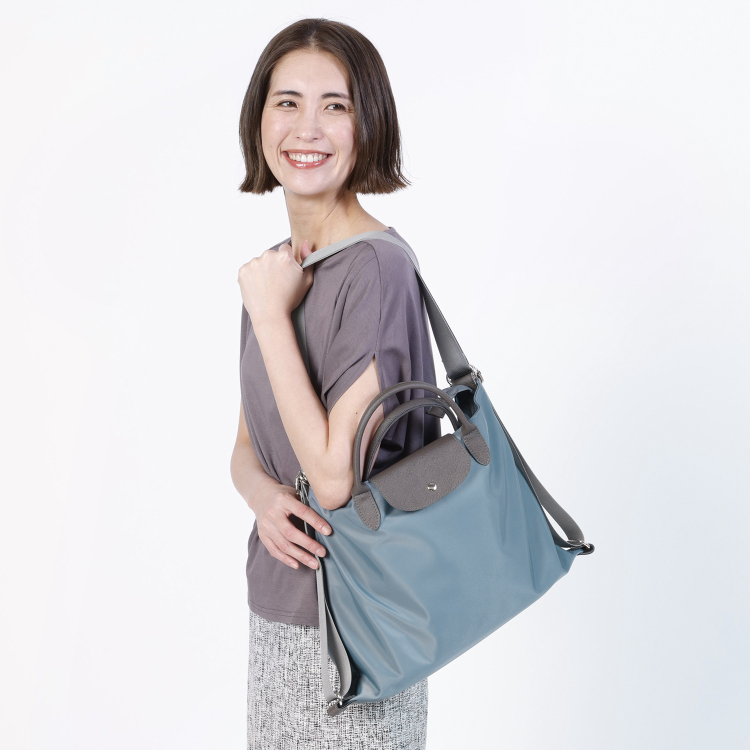 メイドバイスターズ 瞬間チェンジ！ ４Ｗａｙ 多機能はっ水リュック