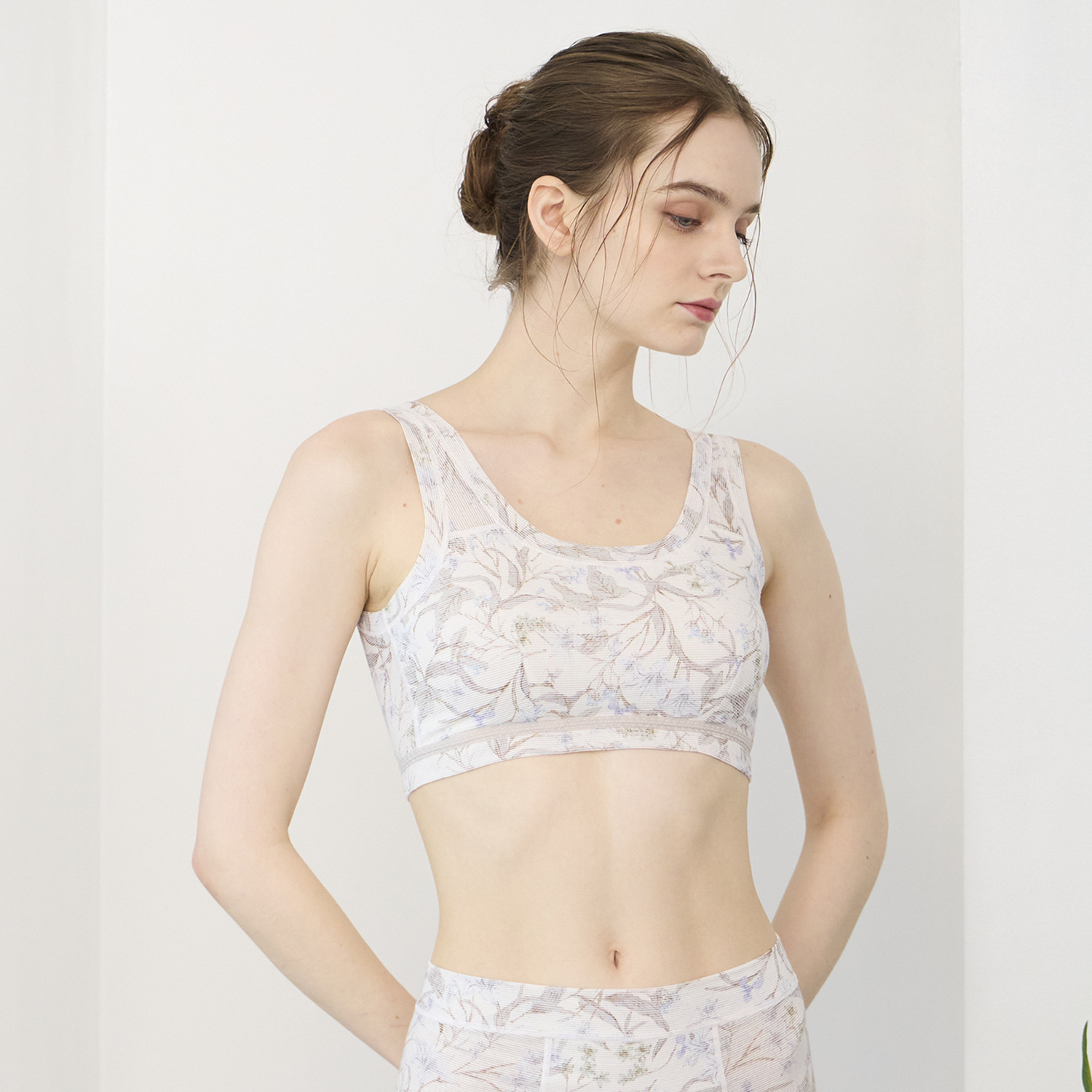 丸福ガーゼ ムレにくくて快適！速乾 綿モダール混 ボタニカルプリント ノンワイヤーブラジャー