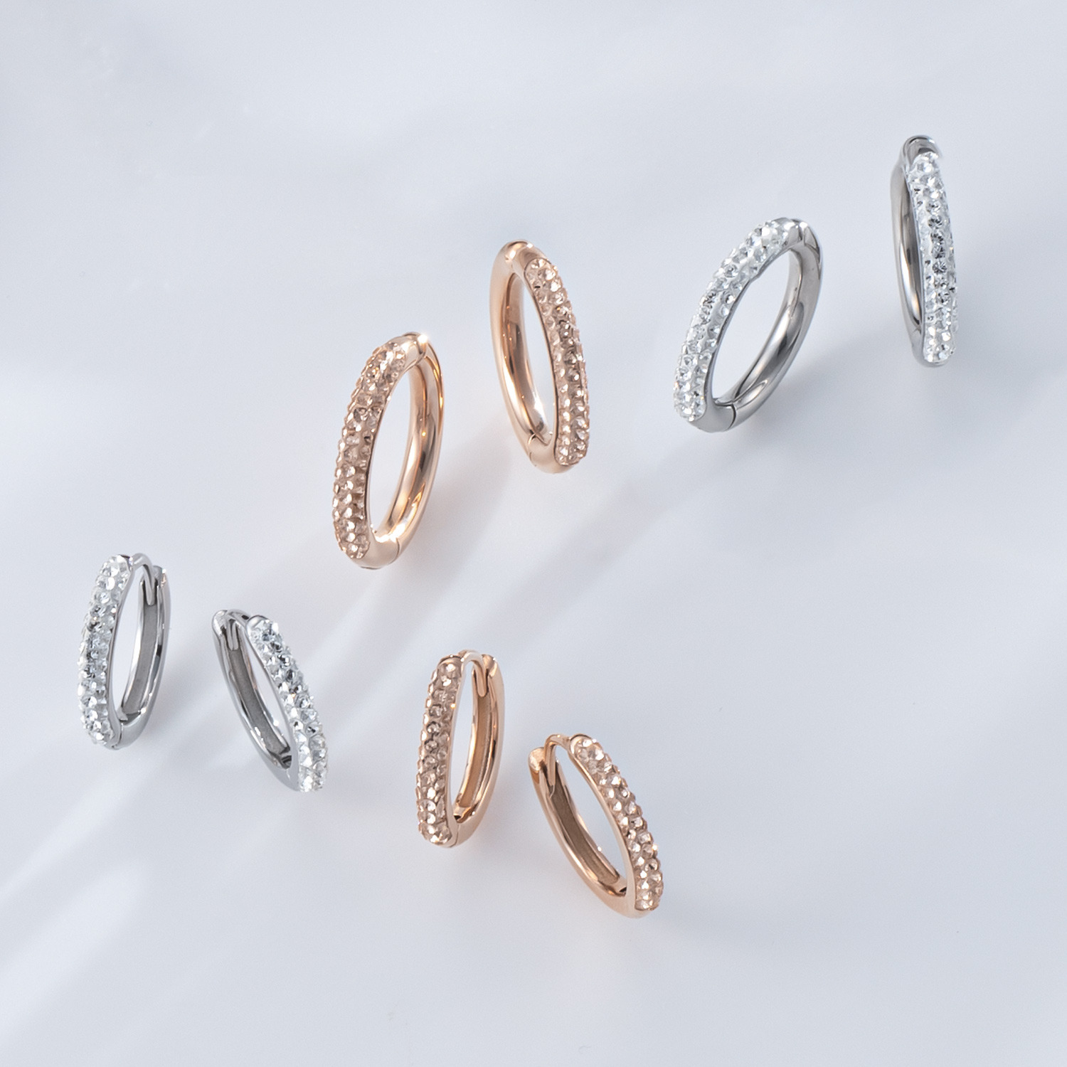 エービーステン ステンレス クリスタルガラス ２ウェイ　ラウンドフープ イヤリング／ピアス