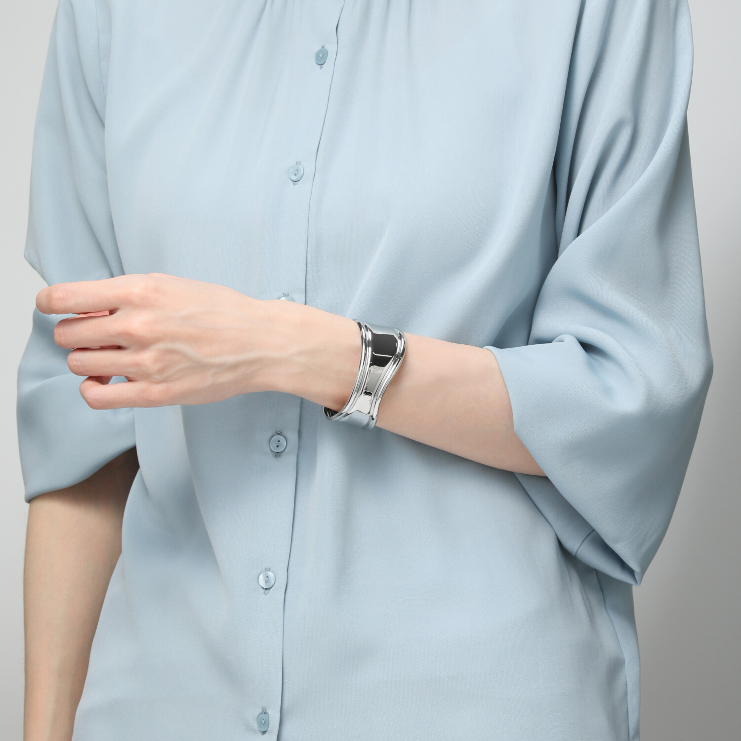 エアリーフェアリー ウェーブメタル ワイドバングル