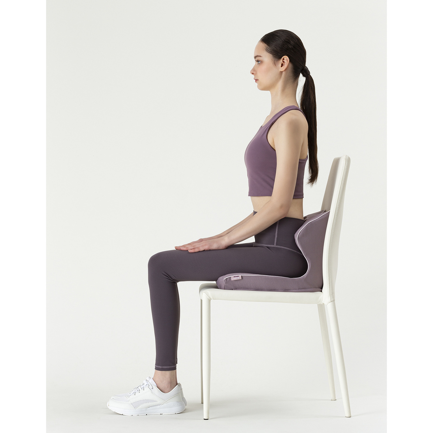 美しさは姿勢から ｎｉｓｈｉｋａｗａ　西川 お尻のまくら Ｋｅｅｐｓ　クッション 　ｆｏｒ　ｂｅａｕｔｙ