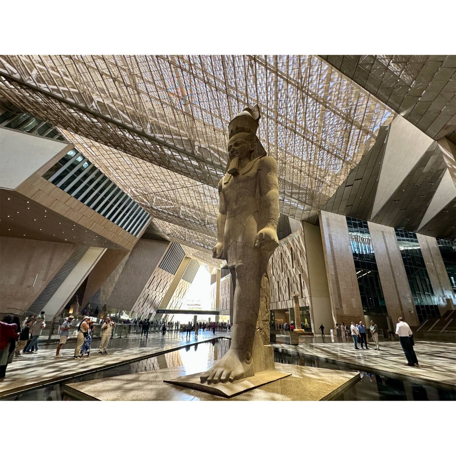 大人時間を愉しむ 古代遺跡をめぐる エジプト１０日間 “成田空港発着 　２名１室”
