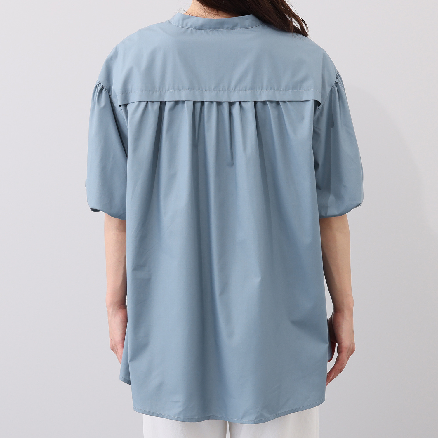 リサリサ パール調ボタンアクセント 袖コンシャス チュニックブラウス