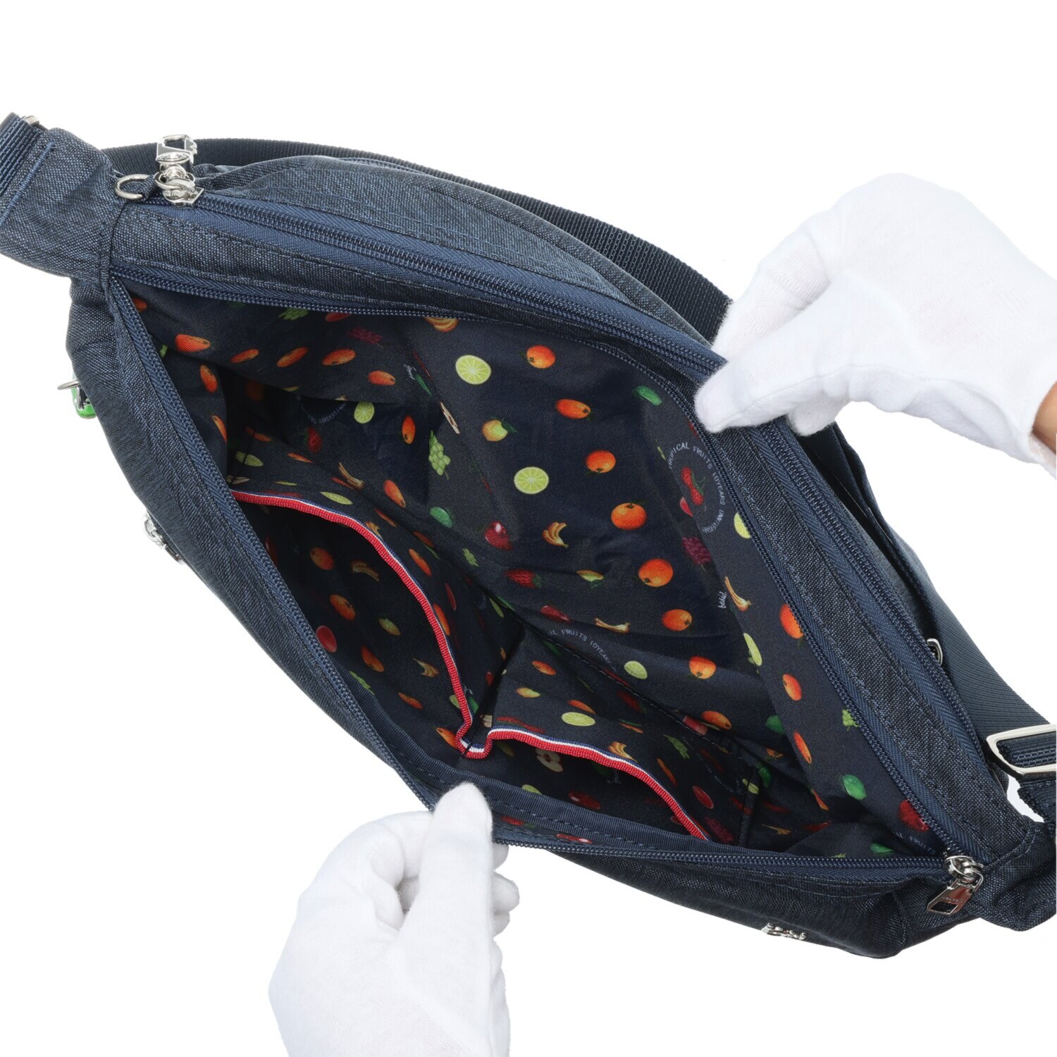 ビサイユ ショップチャンネル デビュー１０周年記念 トロピカルフルーツ たっぷり収納ツインルーム はっ水ショルダーバッグ ＜イチゴチャーム付＞