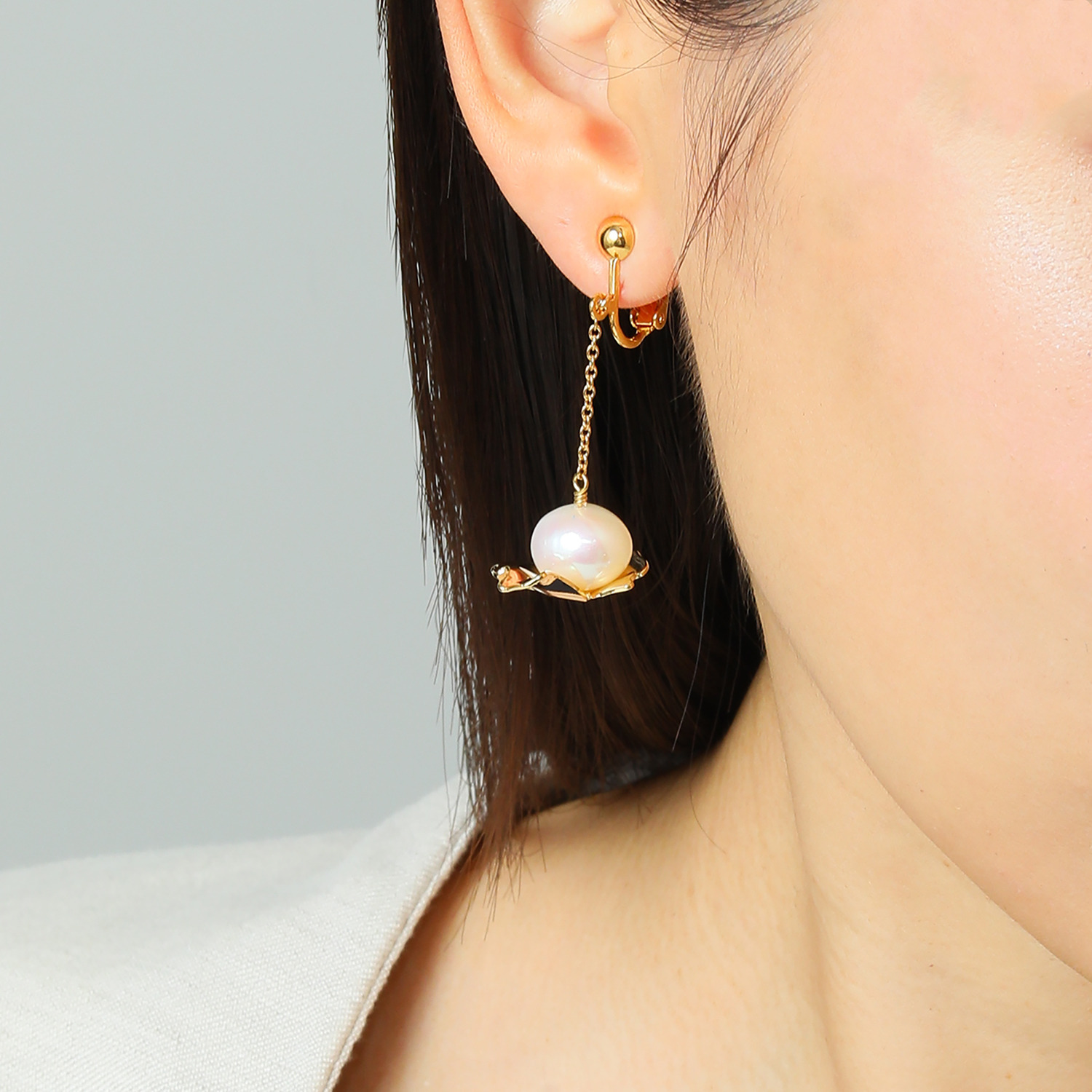 オルウィズ 淡水パール フラワーモティーフ イヤリング／ピアス