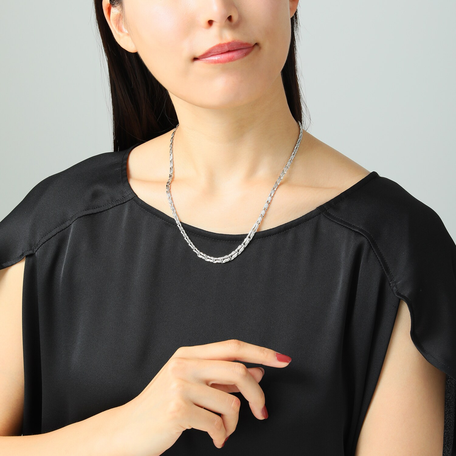 ラ・ピュア　バイ チェーンクリエイト ７．５ｇＵＰ 純プラチナ製 リバーシブル グラデーションネックレス