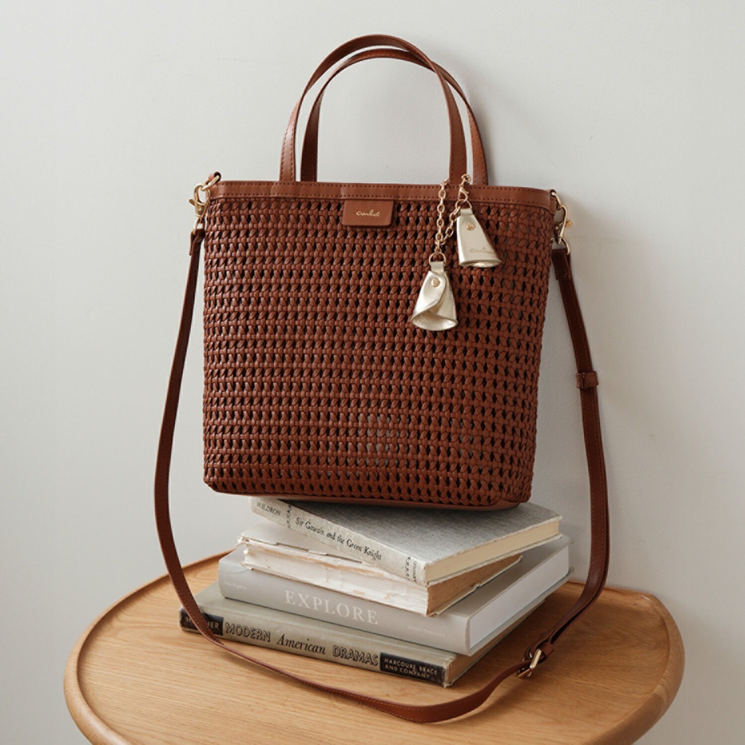 ビジューバイエアリスト ツインベルチャーム付 セミシアーメッシュ ２ウェイトートバッグ