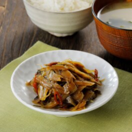 まつおか別亭恵 シャキシャキ！ ピリ辛ごぼう梅風味
