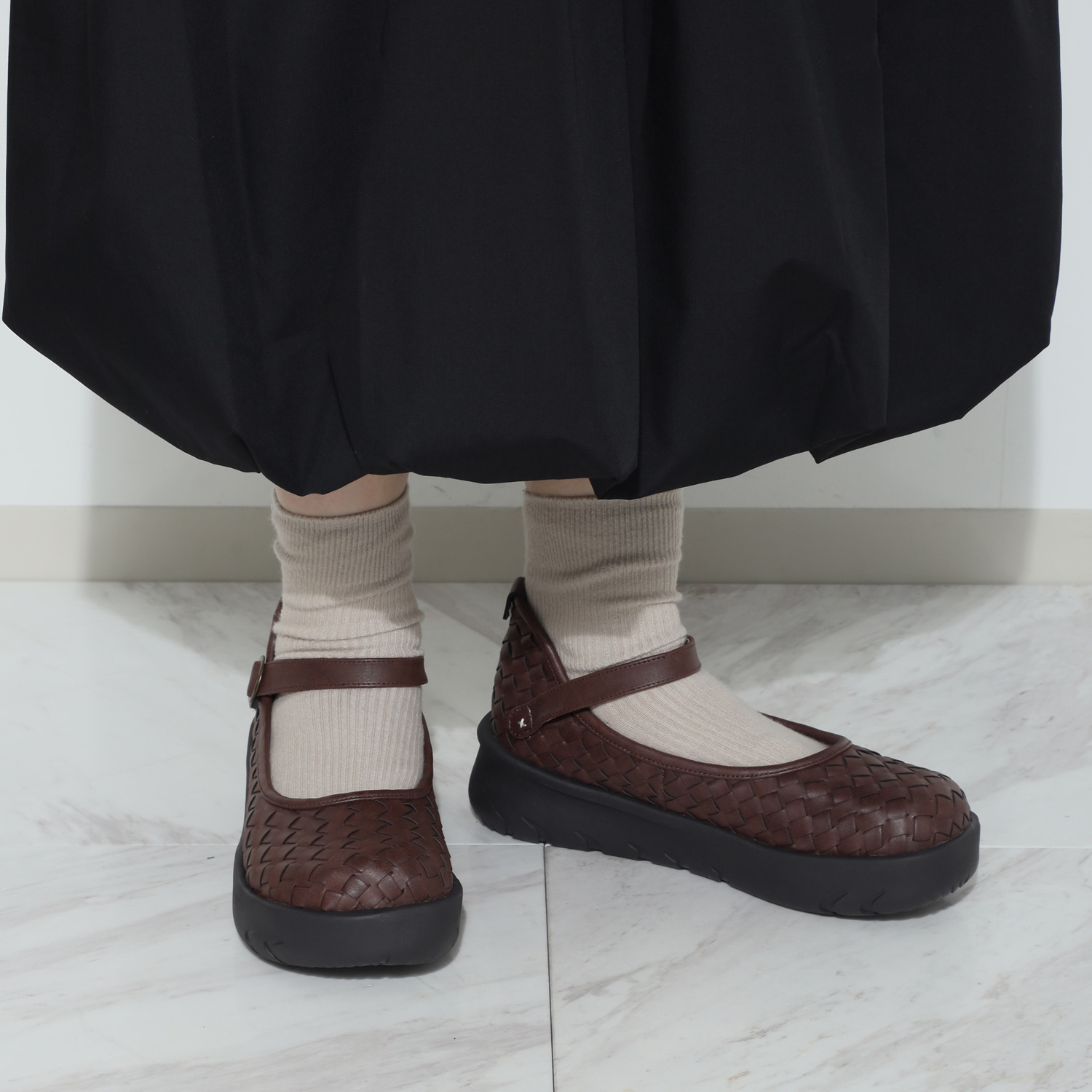 リン・クローバー メッシュデザイン 軽量厚底シューズ