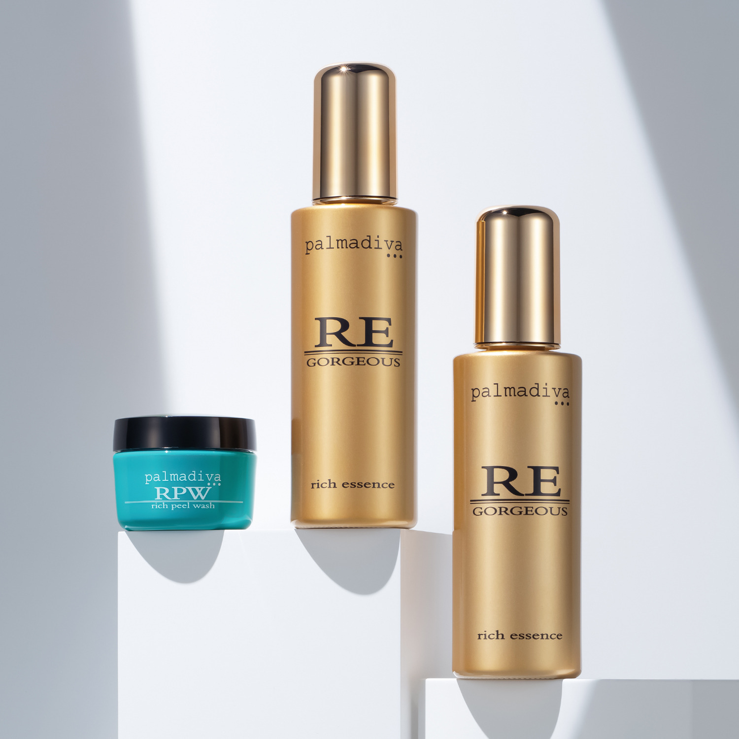 パルマディーバ 国産ヒト由来幹細胞由来 成分をリポソーム化！ みずみずしいハリツヤ肌へ リッチエッセンス ゴージャスＨ ２本特別セット 