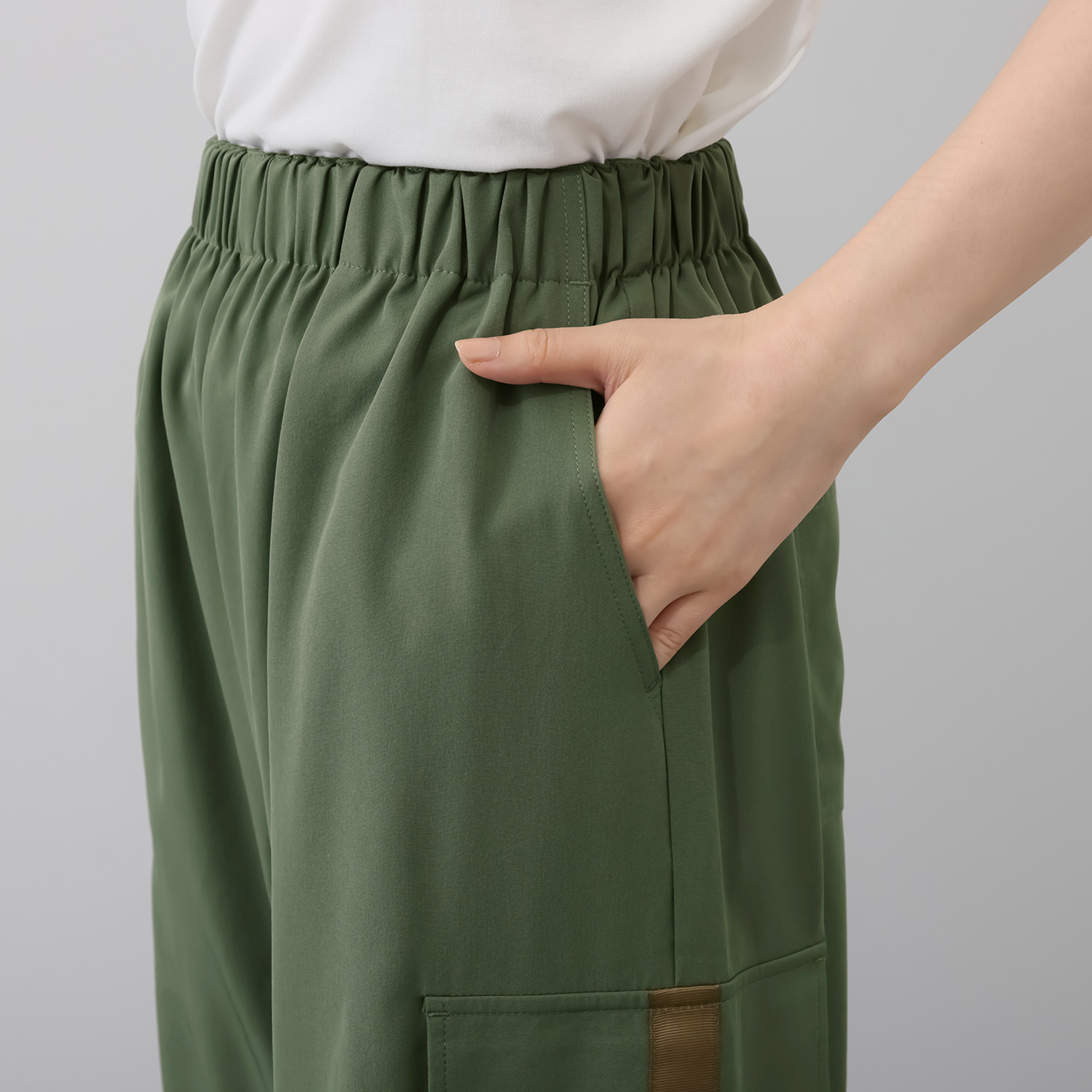 イクシーズ 接触冷感 サイドアクセント パラシュート カーゴパンツ