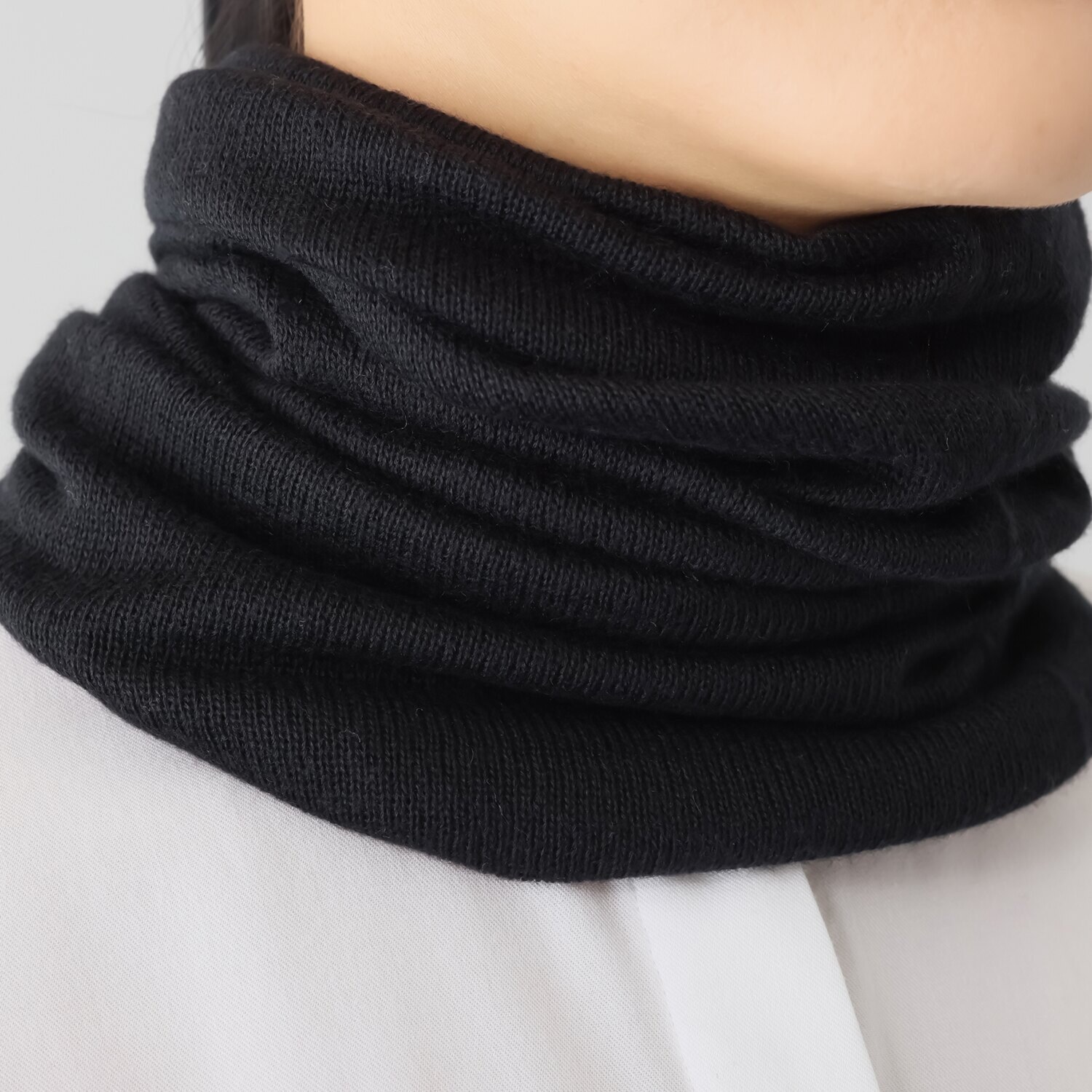 ハセガワ カシミヤより細い スパンシルク１００％ 無縫製ネックウォーマー ２枚セット