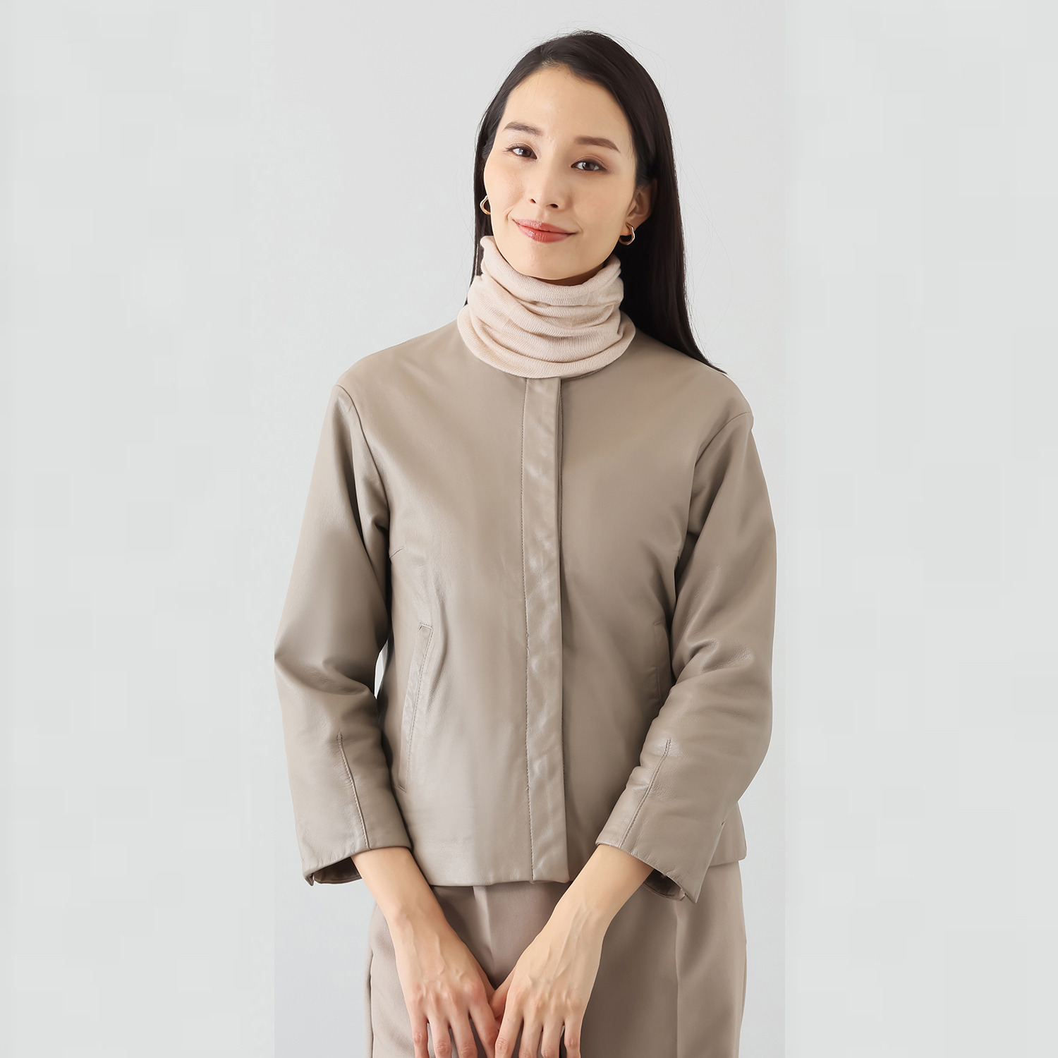 ハセガワ カシミヤより細い スパンシルク１００％ 無縫製ネックウォーマー ２枚セット