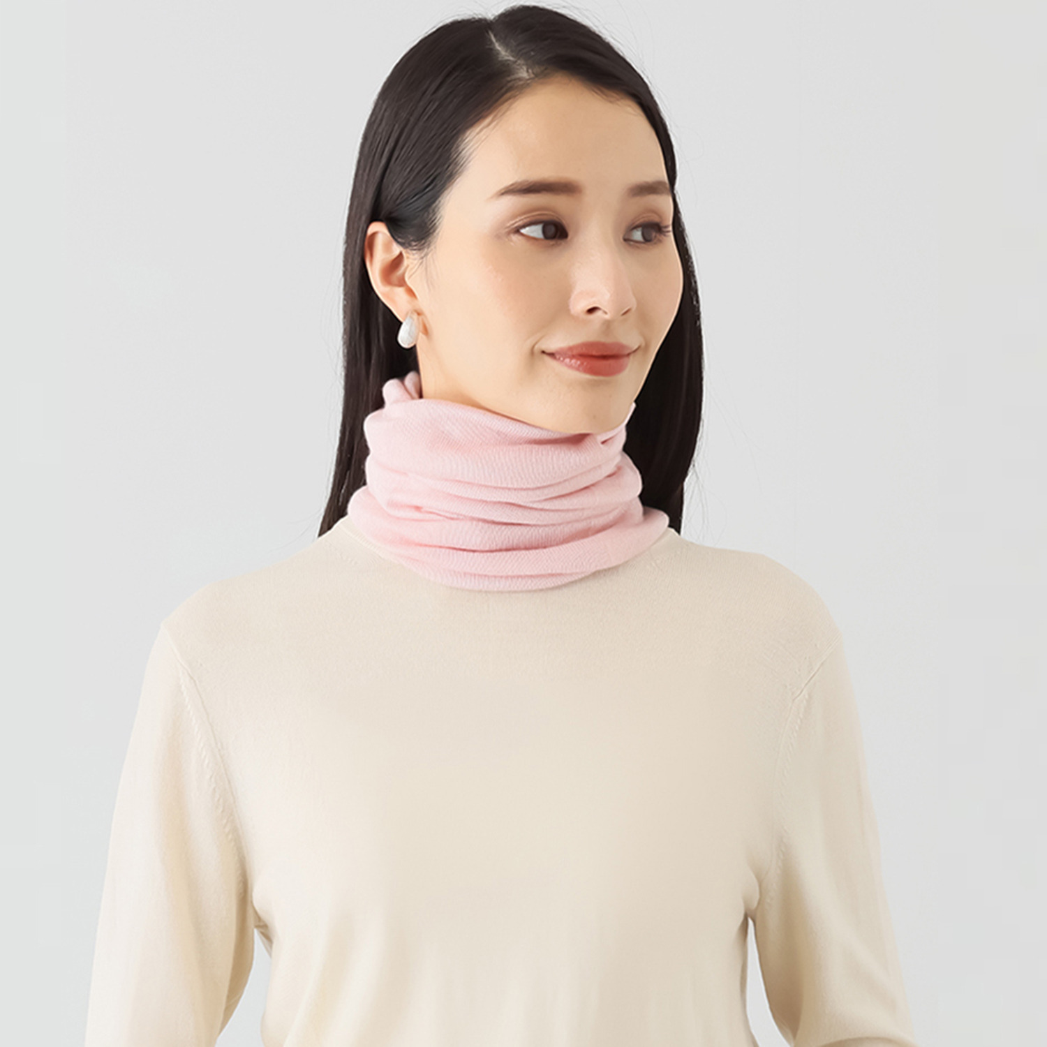 ハセガワ カシミヤより細い スパンシルク１００％ 無縫製ネックウォーマー ２枚セット