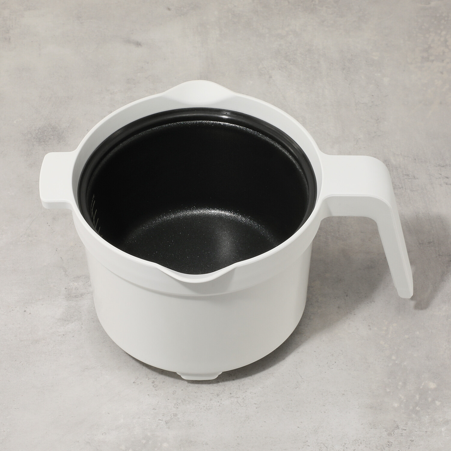 特許構造で 直火のような調理が 電子レンジで！ １台８役 煮る、炊く、冷蔵保存まで レンジメート　マグポット