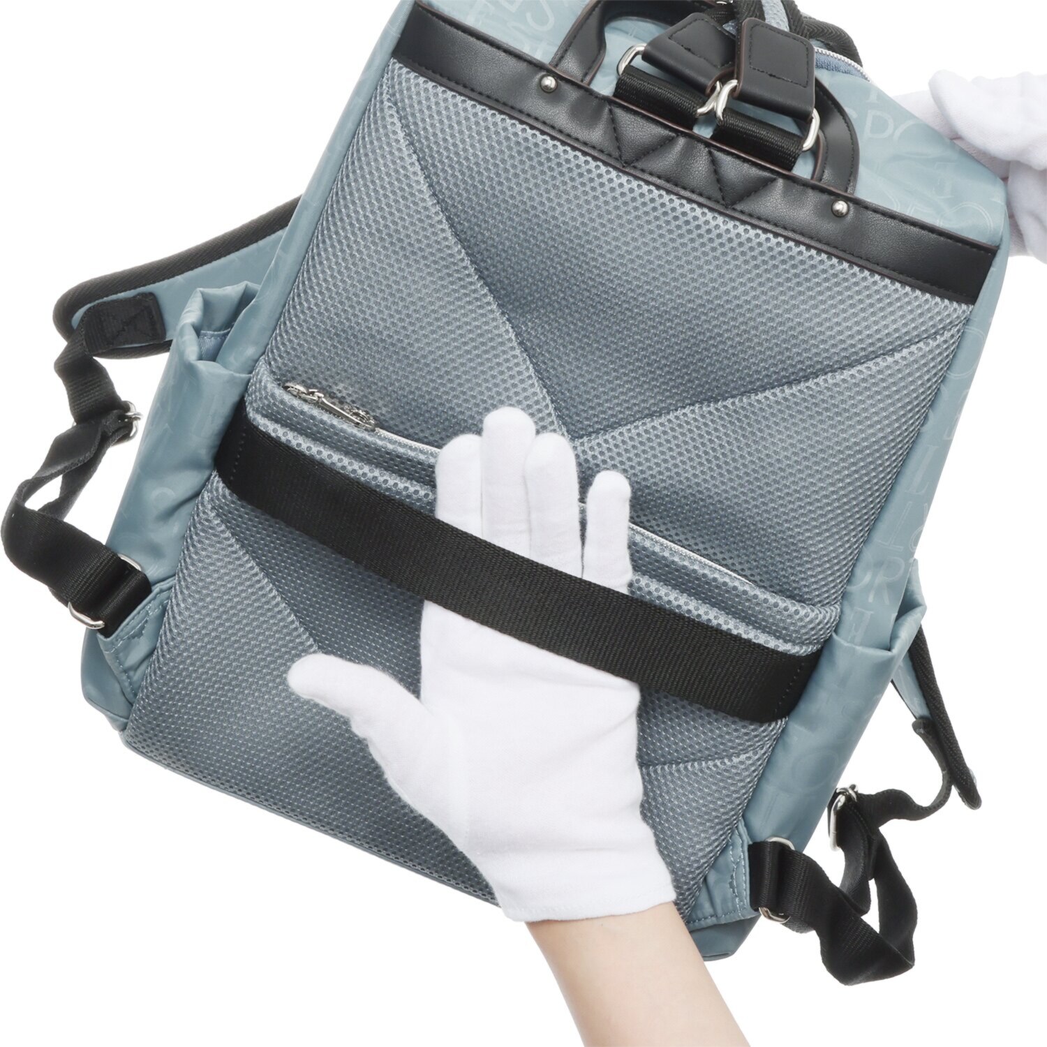 ＥＬＬＥ　ＳＰＯＲＴ スターリベットシリーズ はっ水・熱エンボス加工 ラウンドリュック