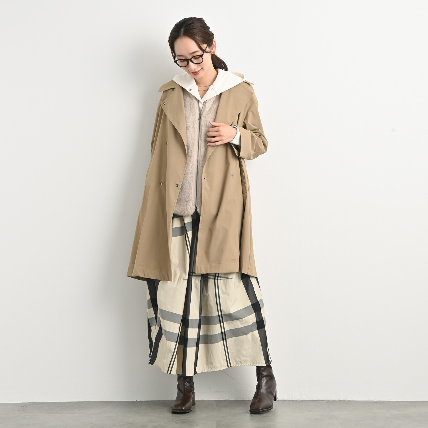 元町ゼラール もっちりきれいめ ジャージー フロントスリットデザイン 上品フーディー プルオーバー