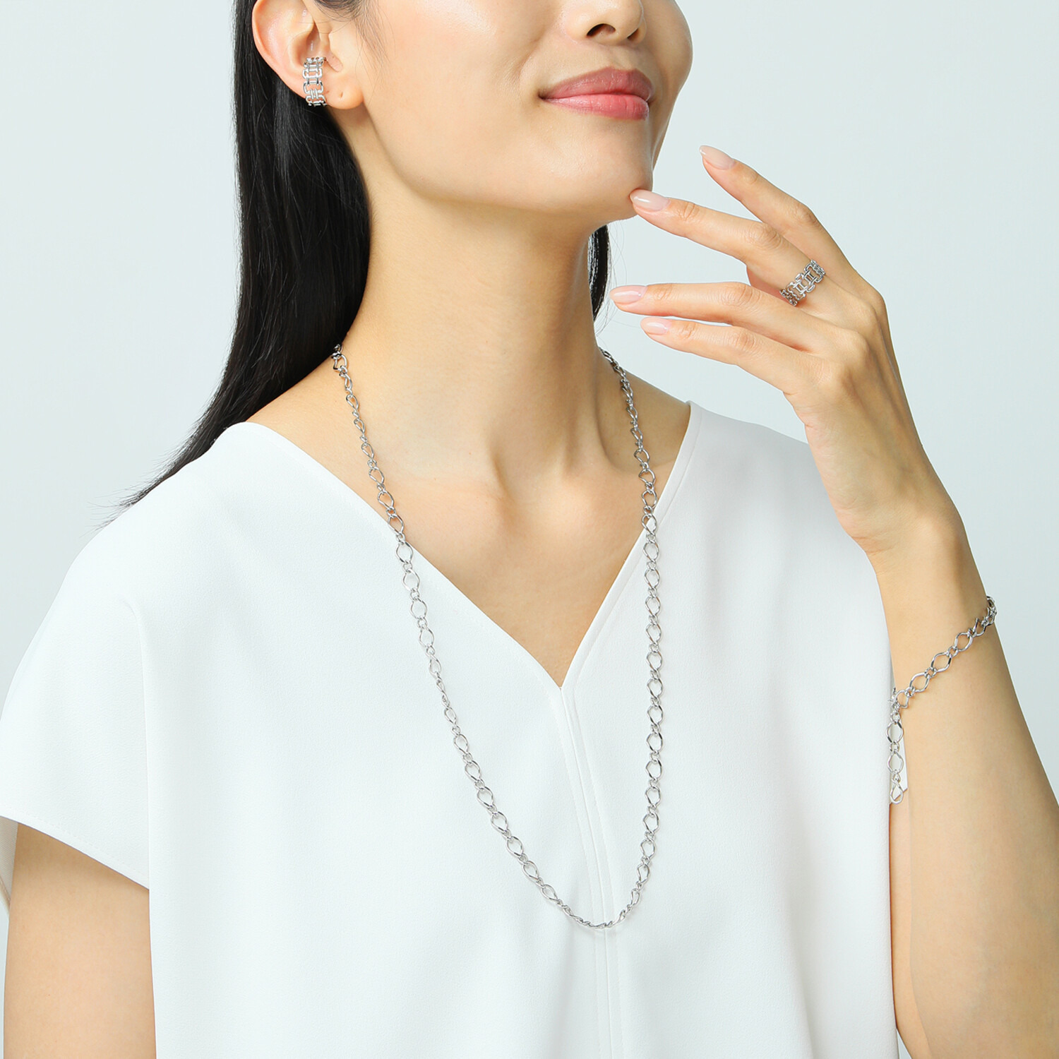 デルークス 耳元・首元・手元を飾る サージカルステンレス ジュエリー３種セット