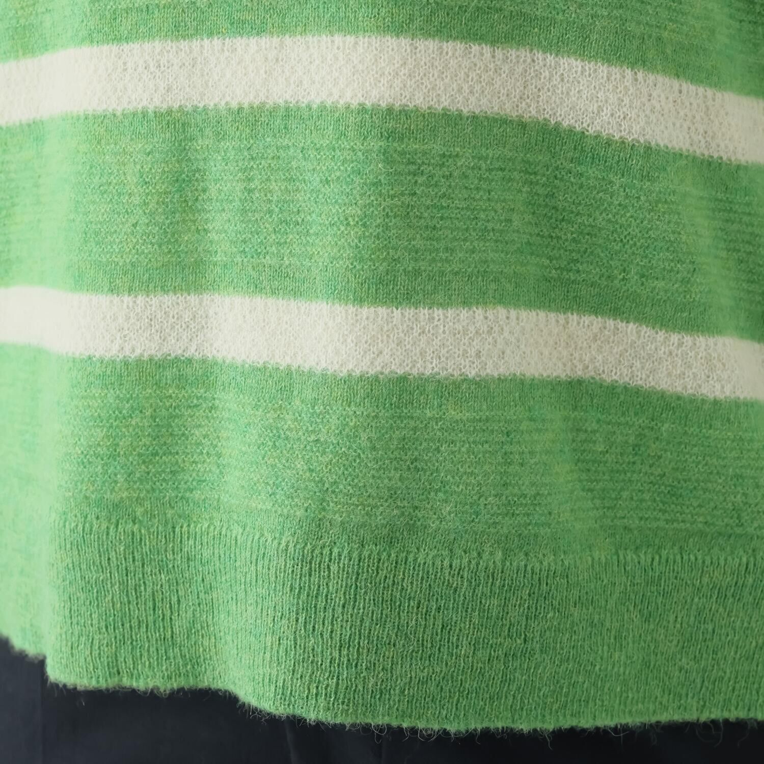 ソアージュ ベビーアルパカ１００％ ふんわり暖かい ガーター編 ボーダープルオーバー