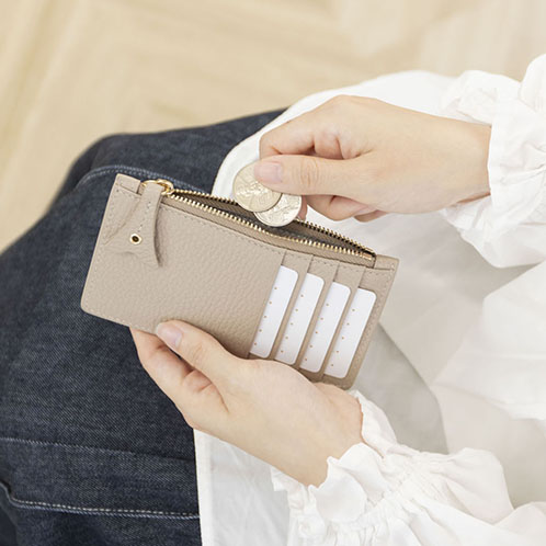 マリ・クレール 牛革 エッフェル塔モティーフ アクセント フラグメントケース