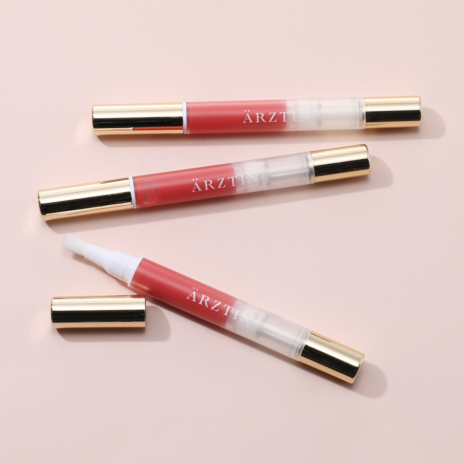 エルツティン 韓国大手美容サロン発 ふっくらリップ演出 ハリ潤いケア！ ボリューミー シャインリップ ３本セット